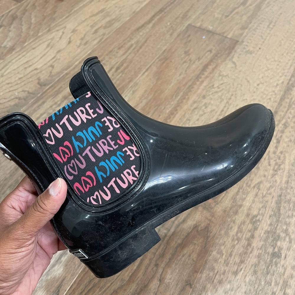 Juicy Couture Women's Black Ankle Rain Boots 💕🖤   PRE OWNED
